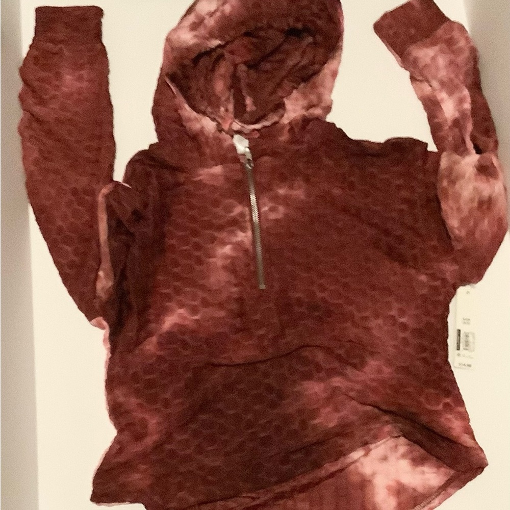No Boundaries Honeycomb / Textured Pullover Top #26